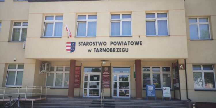 Tarnobrzeg: Ćwiczenia obronne.