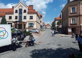 Sandomierz: Plenery Sandomierza ponownie stały się planem filmowym 'Ojca Mateusza’.
