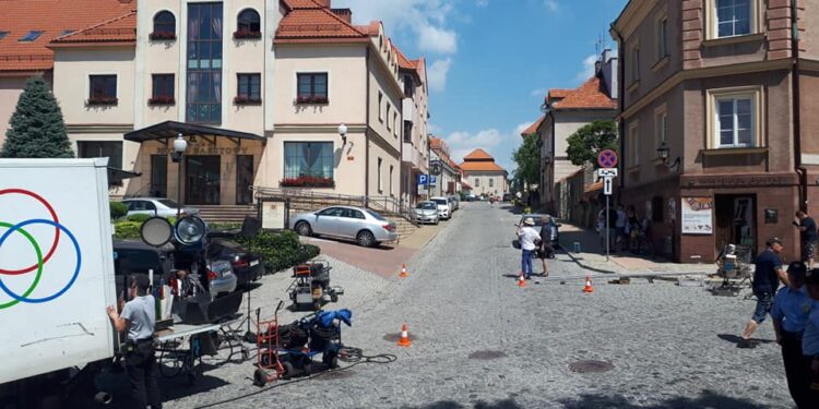Sandomierz: Plenery Sandomierza ponownie stały się planem filmowym 'Ojca Mateusza’.