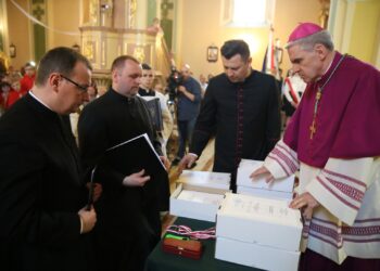 Dzikowiec: Zakończono proces beatyfikacyjny ks. Stanisława Sudoła na etapie diecezjalnym.