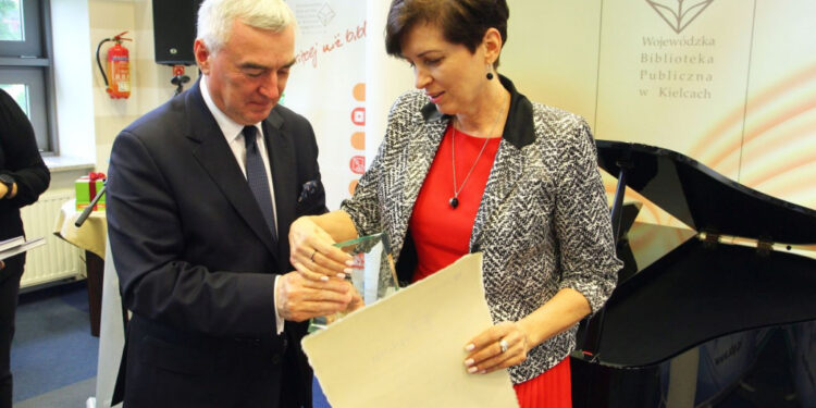 Ożarów: Biblioteka najlepsza w województwie