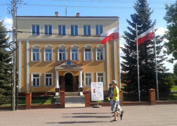 Kolbuszowa: Gmina w długach.