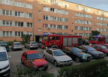 Tarnobrzeg: Akcja PSP na Dekutowskiego 15.