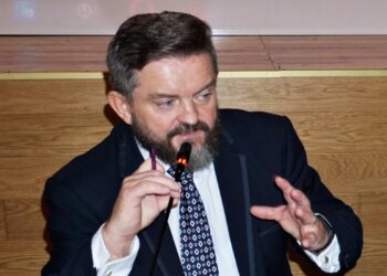 Kolbuszowa: Odpowiedzi tylko na piśmie.