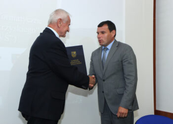 Region: Nowoczesne pracownie informatyczne.