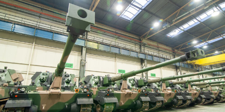 Stalowa Wola: Kolejne 8 KRABów z HSW wyruszyło do Sulechowa