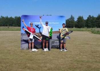 Mielec: Sukcesy modelarskie zawodników z Leonarda.