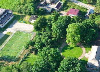 Niedźwice: Szkoła ma już sto lat