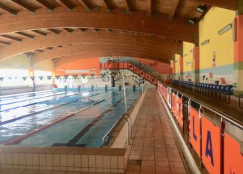 Sandomierz: Bilet wakacyjny na basen za 1 złoty.