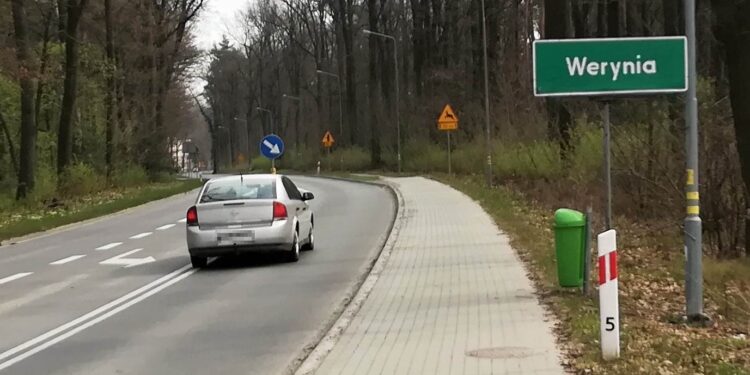 Werynia: Proszą o światło i normalną drogę.