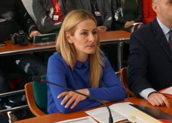 Mielec: Ona teraz przewodzi komisji rewizyjnej.