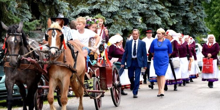 Bogoria Skotnicka: Kwiat paproci i wianki na Wiśle – Sobótka 2019.