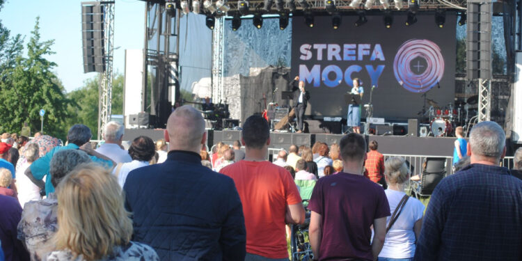 Stalowa Wola: Strefa Mocy na błoniach