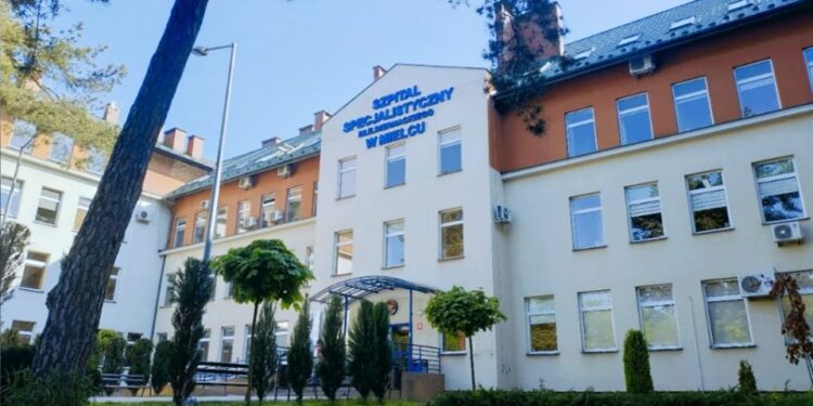 Mielec: Pierwsze analizy i rozmowy.