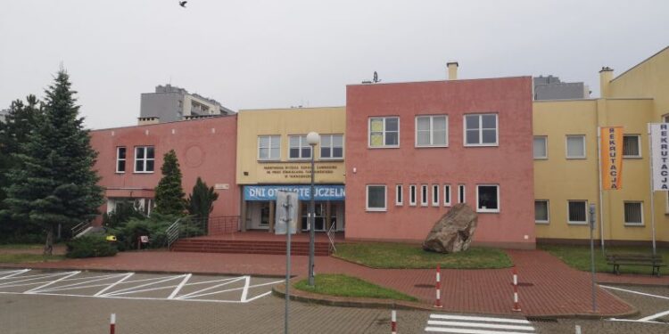 Tarnobrzeg: Będzie przebudowa dróg nad Jeziorem Tarnobrzeskim