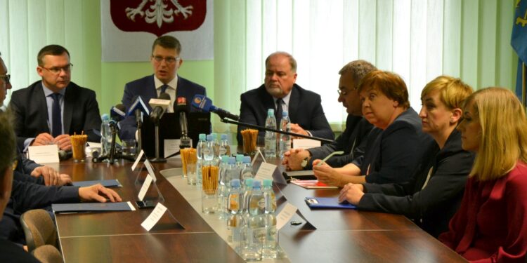 Stalowa Wola: Wiceminister o ośrodkach pomocy pokrzywdzonym przestępstwem