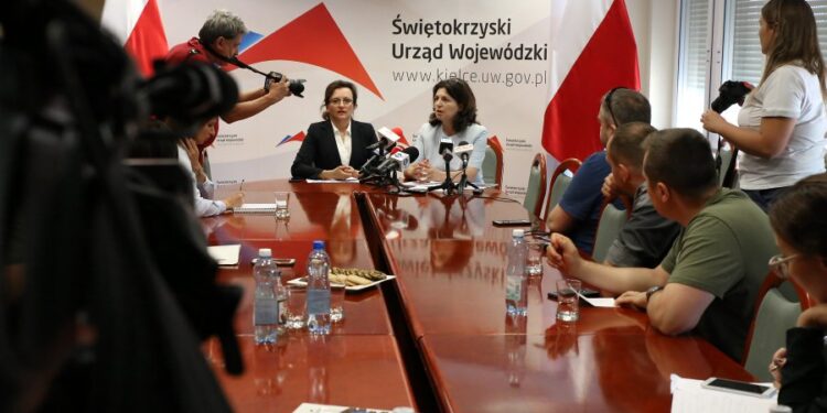 Świętokrzyskie: Wystarczy miejsc dla absolwentów.