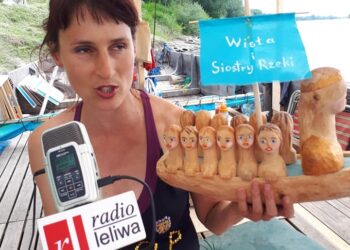 Rozmowa z Cecylią Malik – współtwórczynią ekologiczno-artystycznego projektu Siostry Rzeki, uczestniczką flisu tradycyjnym galarem „Szwajcarka” z Krakowa do Gdańska. Łódź zacumowała w Sandomierzu, gdzie z Cecylią Malik rozmawiała Joana Sarwa.