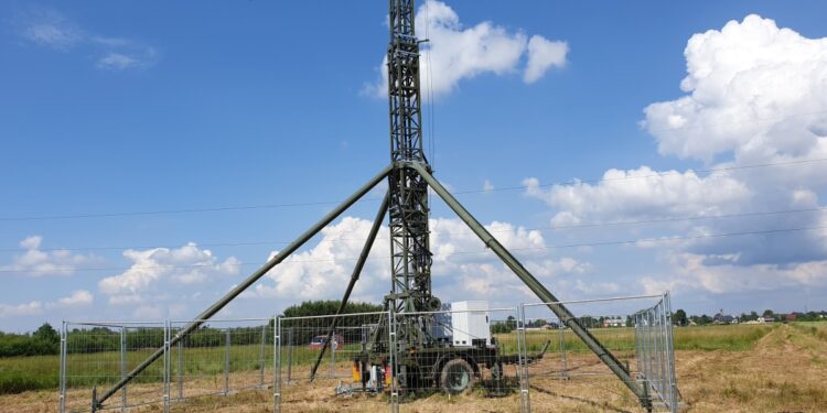 Mielec: Co dalej z masztem telefonii komórkowej?