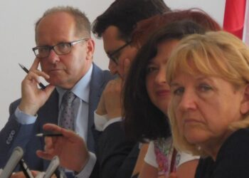 Dębica: Brak zaufania dla burmistrza.