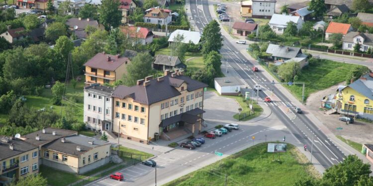 Cmolas: Skargi na wywóz ścieków.