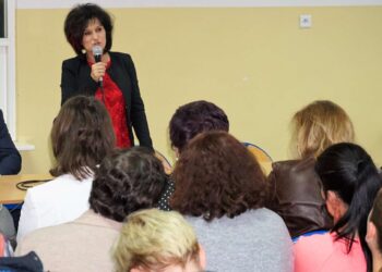 Majdan Królewski: ‘Rozmawiajmy z naszymi dziećmi’.