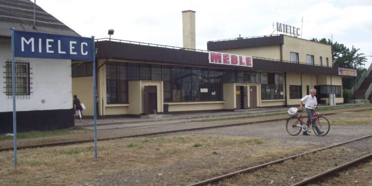 Mielec: Chcą miejskich szynobusów.