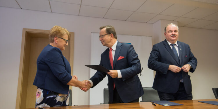 Region: 800 tysięcy dla podkarpackich uczelni.