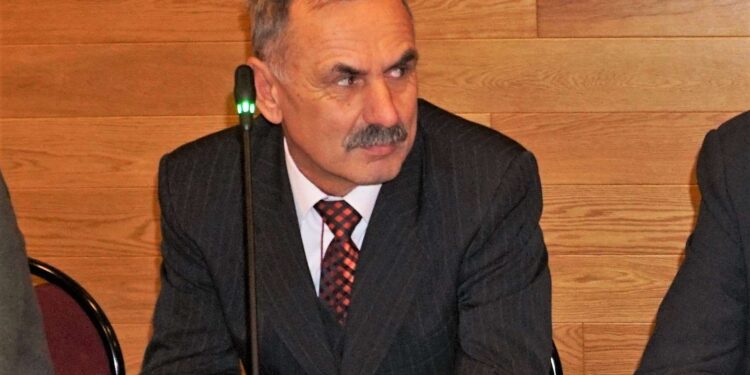 Widełka: Zaśmiecone i niewykoszone.