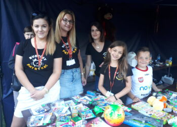 Sandomierz: Sukces akcji charytatywnej podczas turnieju piłkarskiego i pikniku rodzinnego „Wisły” Sandomierz.