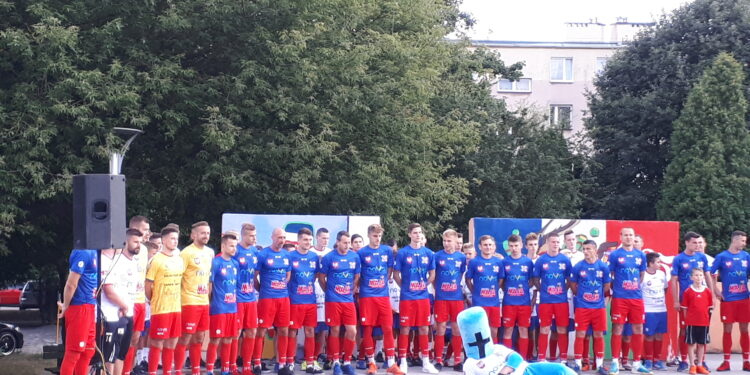 Sandomierz: Zmiany personalne, nowe stroje, kolejne cele – prezentacja „Wisły” Sandomierz.