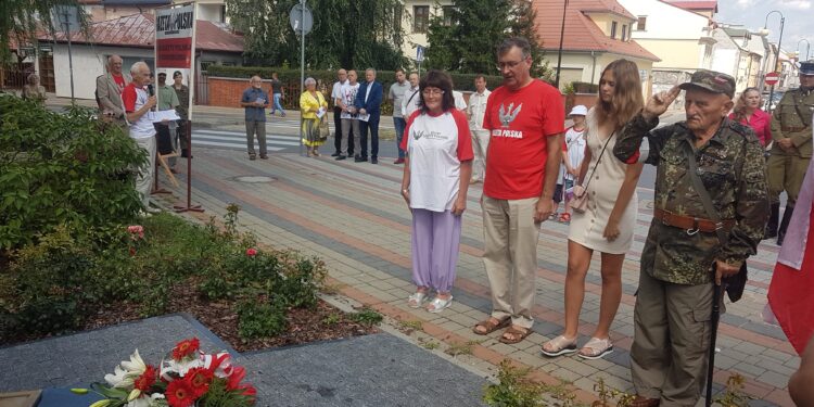 Tarnobrzeg. Uczcili rocznicę Bitwy Warszawskiej i Dzień Wojska Polskiego.