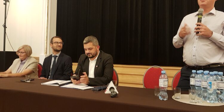 Tarnobrzeg. Zaprezentowano kandydatów PiS do Sejmu.