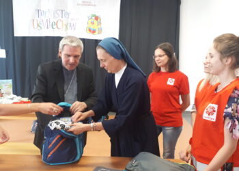 Sandomierz: 'Tornister pełen uśmiechów’.