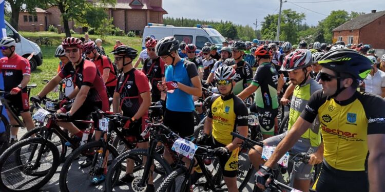 Grębów: I Maraton Rowerowy w Grębowie w miejscowości Krawce.