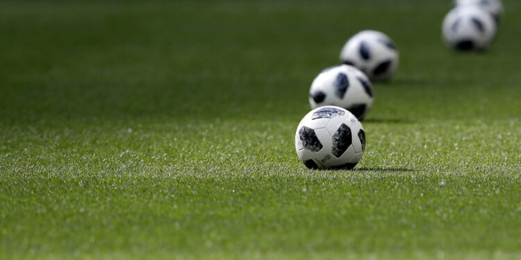 Mielec: Ruszyły piłkarskie zmagania