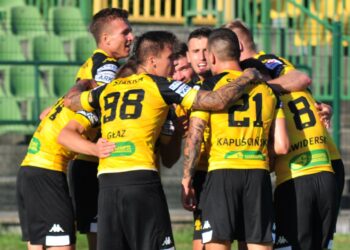 Tarnobrzeg: Ropski strzela, Siarka wygrywa