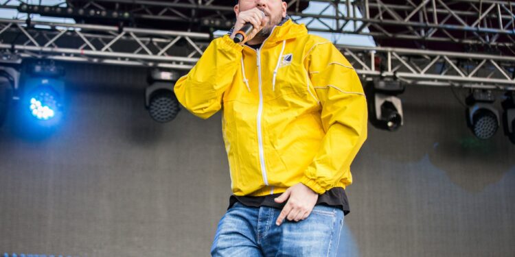 Sandomierz: „Instrukcja obsługi świrów” – koncert O.S.T.R. i DJ Haem.