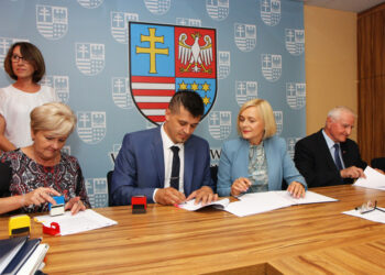 Koprzywnica, Bogoria: Duże środki na aktywizację