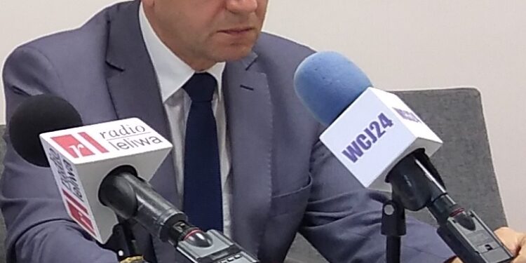 Mielec: Dodatkowe pomieszczenia lekcyjne potrzebne od zaraz….