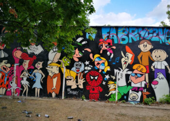 Stalowa Wola: Bajeczne Graffiti na Osiedlu Fabrycznym