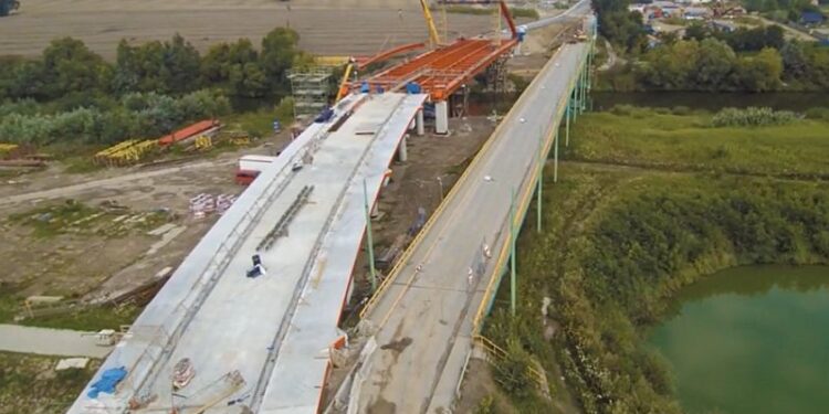 Dębica: Otwierany, zamykany, otwierany…