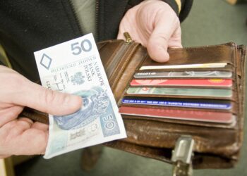 Mielec:  Co z pieniędzmi dla nauczycieli?