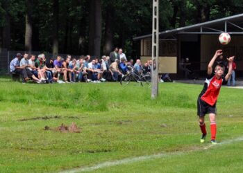 Cmolas: Chcą stojaków na rowery.