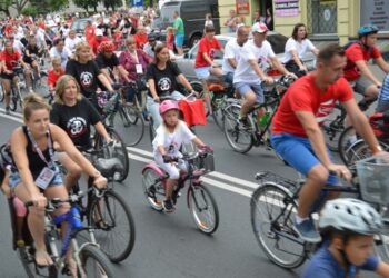 Stalowa Wola: Rajdem Honoru i Apelem Pamięci uczcili pamięć powstańców