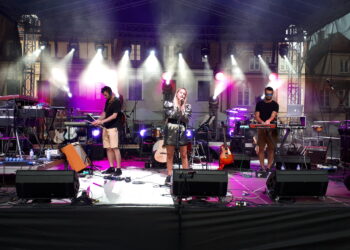 Sandomierz: „Nastroje”, Alicja Śmielak, „Kamyki” i „Łąki Łan” – Sandomierzanie pożegnali wakacje.