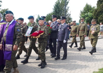 Sandomierz: Ostatnie pożegnanie brygadiera ZS Adama Bidasa.