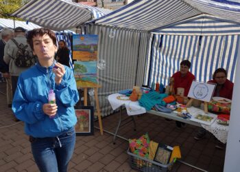 Tarnobrzeg. Bądźmy Razem. Piknik integracyjny na Placu Bartosza Głowackiego.