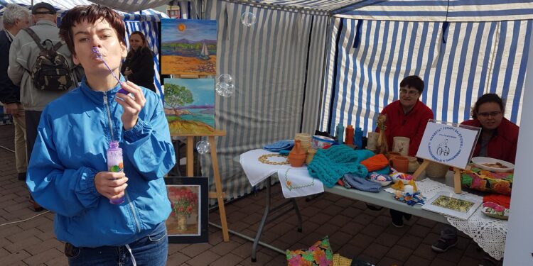 Tarnobrzeg. Bądźmy Razem. Piknik integracyjny na Placu Bartosza Głowackiego.