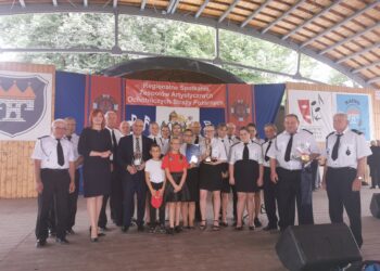 Tarnobrzeg. Puchar burmistrza Opatowa oraz nominacja do występów na festiwalach strażackich  dla „Skowronków”.